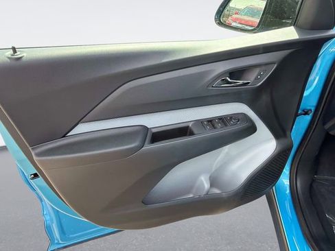New 2027 Chevrolet Bolt LT w/ Comfort Package FWD image 18