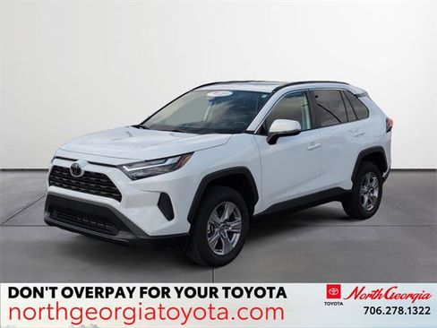 Used 2025 Toyota RAV4 XLE image 1
