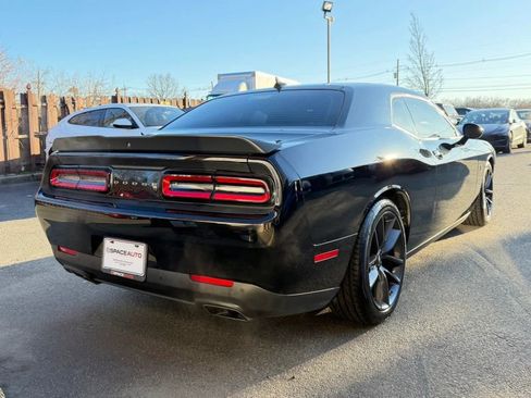Used 2019 Dodge Challenger R/T Scat Pack image 5
