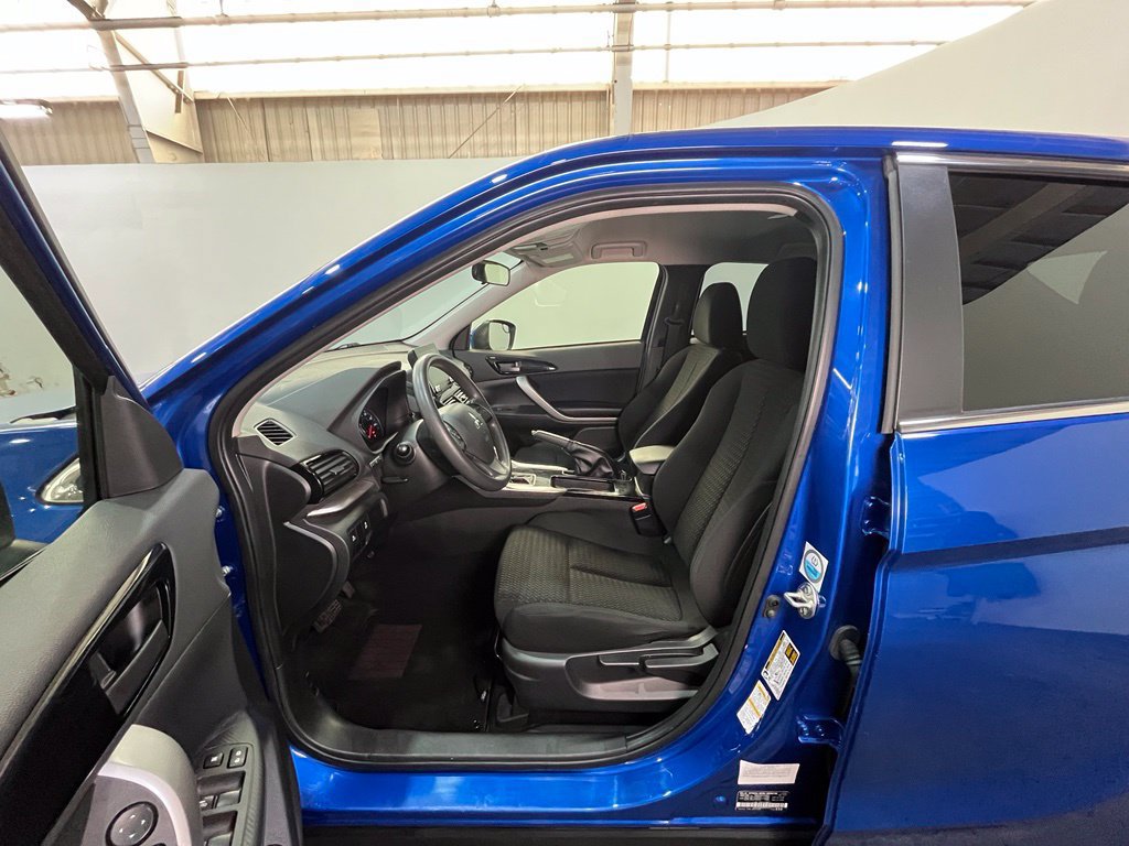 Used 2022 Mitsubishi Eclipse Cross ES AWD/4WD image 17