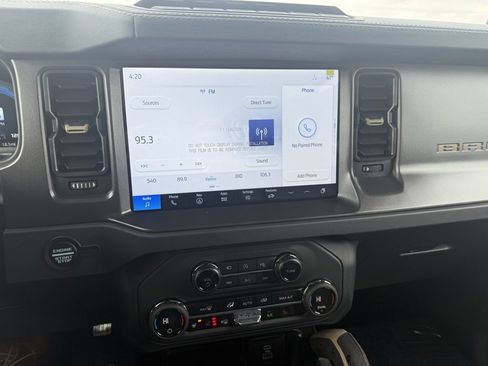 New 2025 Ford Bronco Badlands image 10