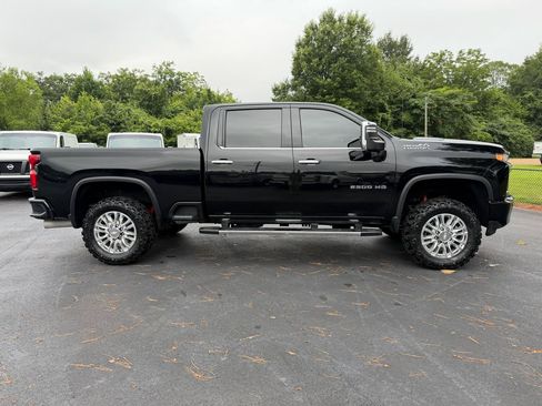 Used 2020 Chevrolet Silverado 2500 High Country w/ Technology Package AWD/4WD image 6