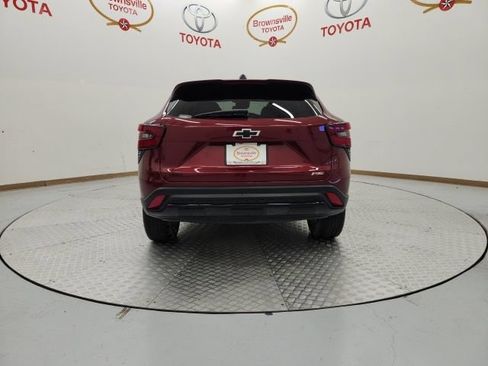 Used 2024 Chevrolet Trax RS w/ Driver Confidence Package FWD image 7