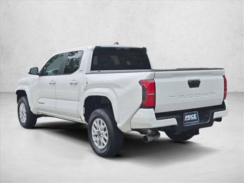 Used 2026 Toyota Tacoma SR5 RWD image 8