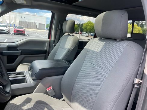 Used 2017 Ford F150 XLT w/ Equipment Group 302A Luxury AWD/4WD image 24