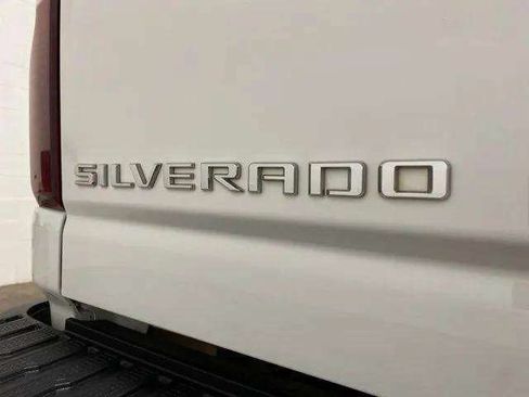 Used 2025 Chevrolet Silverado 2500 LT AWD/4WD image 99