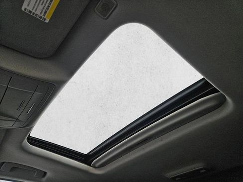 Used 2019 Chevrolet Tahoe LT AWD/4WD image 13