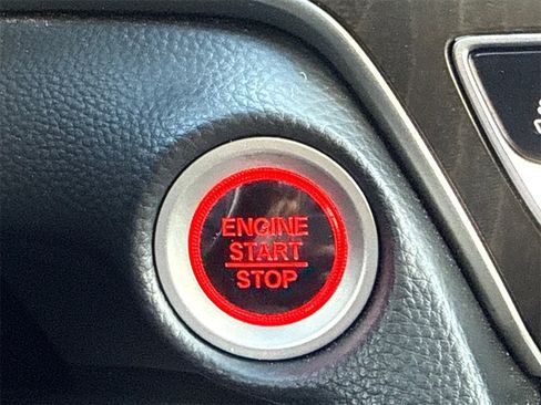 Certified 2018 Honda Accord Touring image 26