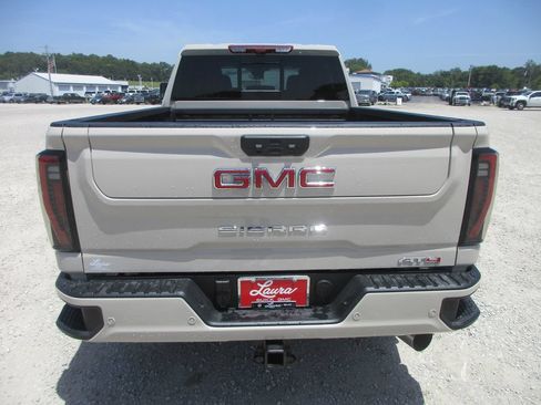 New 2026 GMC Sierra 2500 AT4 w/ AT4 Premium Plus Package AWD/4WD image 6