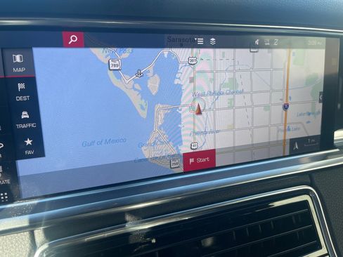 Used 2020 Porsche Panamera 4S image 8