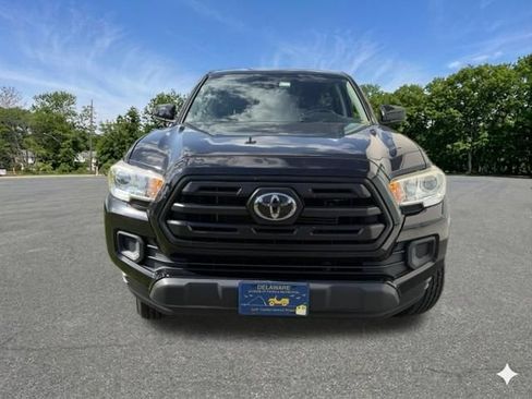 Used 2019 Toyota Tacoma SR w/ SR Convenience Package AWD/4WD image 3