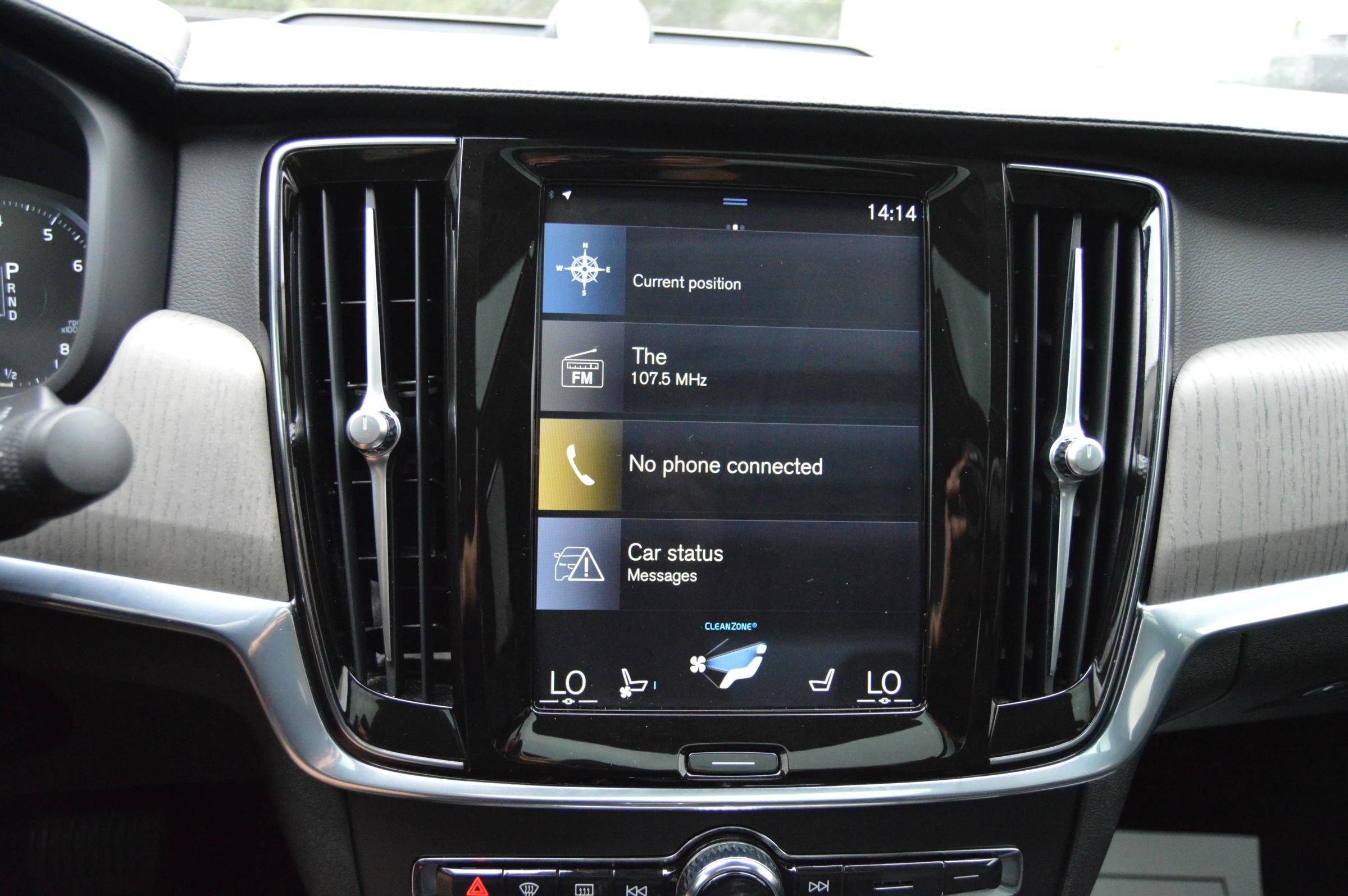 Used 2021 Volvo S90 T6 Inscription w/ Protection Package Premier AWD/4WD image 12
