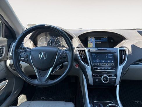 Used 2018 Acura TLX V6 w/ Technology Package FWD image 9