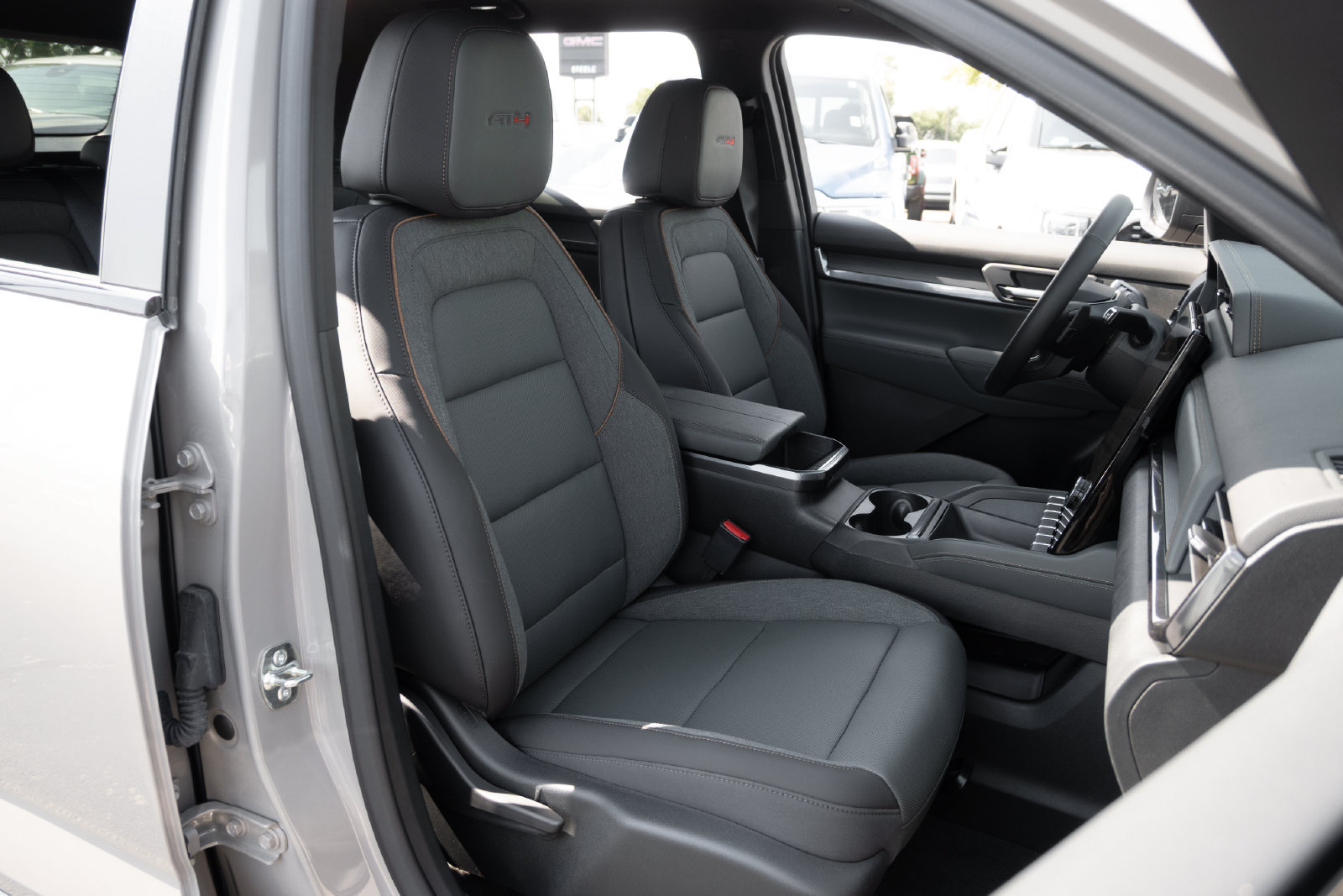 New 2026 GMC Terrain AT4 AWD/4WD image 52