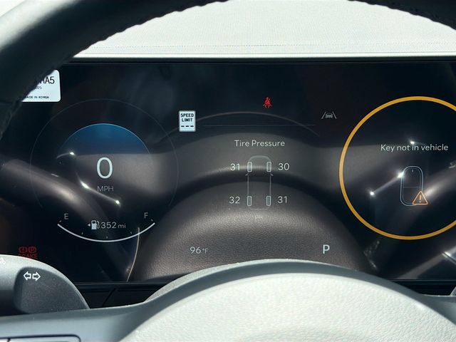 New 2026 Hyundai Kona Limited FWD image 12
