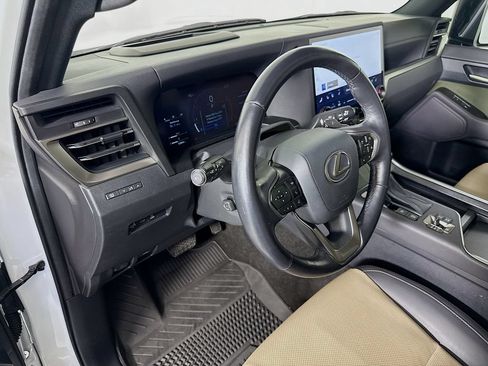 Used 2024 Lexus GX 550 AWD/4WD image 9