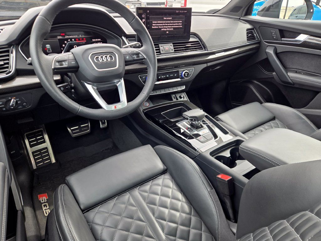 Used 2025 Audi SQ5 Premium Plus AWD/4WD image 17