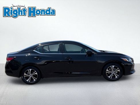 Used 2022 Nissan Sentra SV FWD image 8