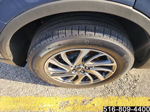 Used 2022 Lincoln Corsair AWD w/ Equipment Group 101A image 6