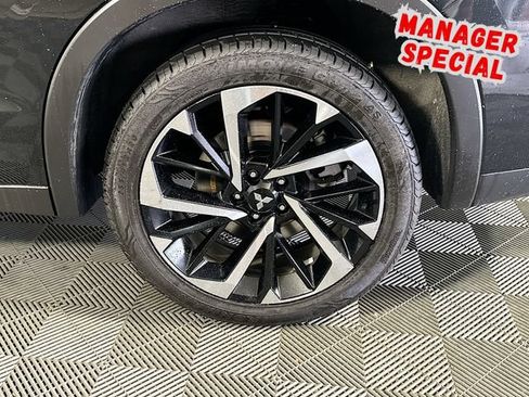 Used 2024 Mitsubishi Outlander SE FWD image 28