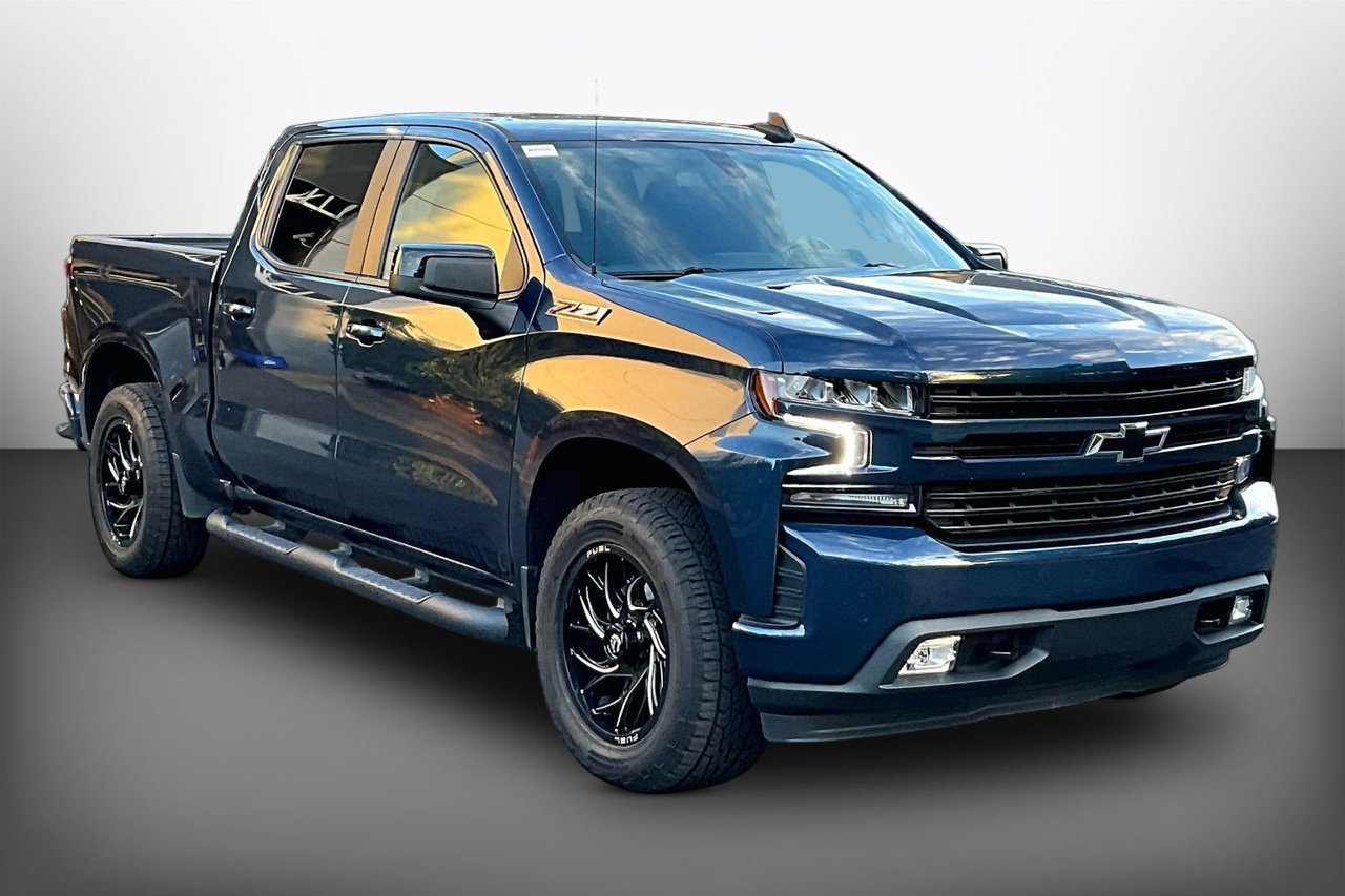 Used 2022 Chevrolet Silverado 1500 RST w/ Z71 Off-Road Package AWD/4WD image 1