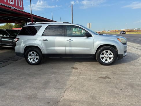 Used 2016 GMC Acadia SLE FWD image 5
