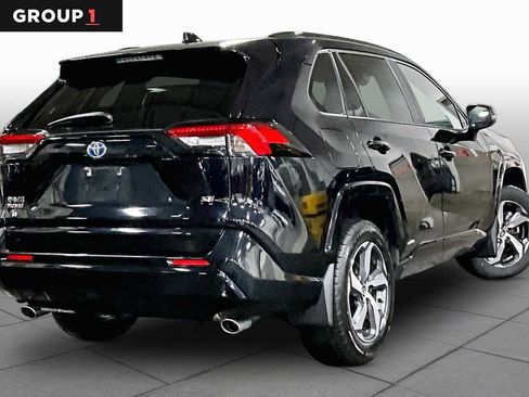 Used 2021 Toyota RAV4 SE AWD/4WD image 13