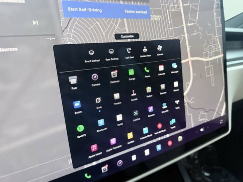 Used 2023 Tesla Model S Plaid image 70