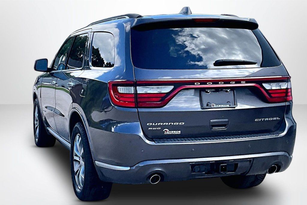 Used 2016 Dodge Durango Citadel w/ Technology Group AWD/4WD image 4