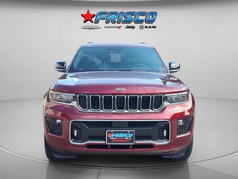 Used 2021 Jeep Grand Cherokee L Overland w/ Luxury Tech Group IV AWD/4WD image 2