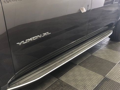 Used 2015 GMC Yukon XL SLT w/ HD Trailering Package image 20