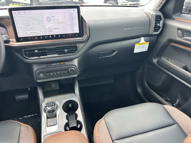 New 2026 Ford Bronco Sport Outer Banks w/ Outer Banks Tech Package+ AWD/4WD image 14