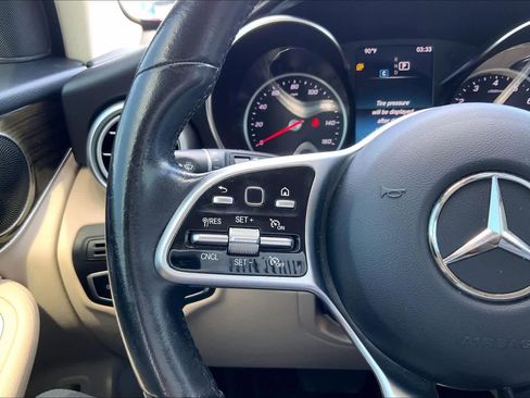 Used 2021 Mercedes-Benz GLC 300 image 22