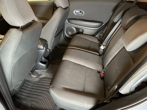 Used 2021 Honda HR-V EX image 19