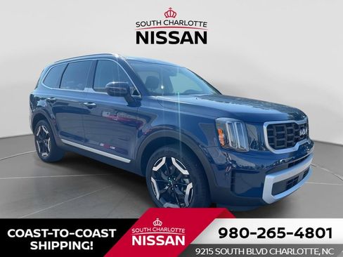 Used 2025 Kia Telluride S FWD image 1
