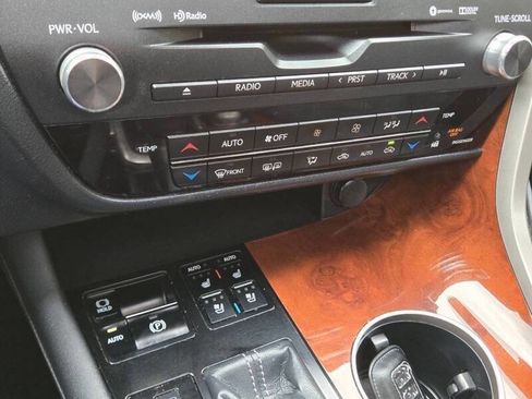 Used 2017 Lexus RX 350 AWD w/ Premium Package image 22