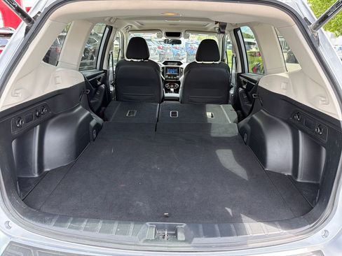Used 2019 Subaru Forester Premium AWD/4WD image 28
