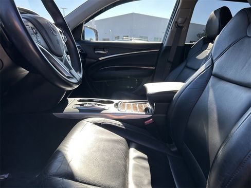 Used 2020 Acura MDX FWD image 11