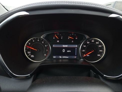 Used 2025 Chevrolet Blazer LT AWD/4WD image 15