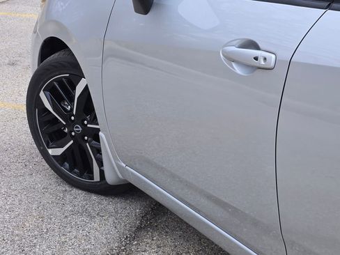 New 2025 Nissan Versa SR w/ Trunk Package image 15