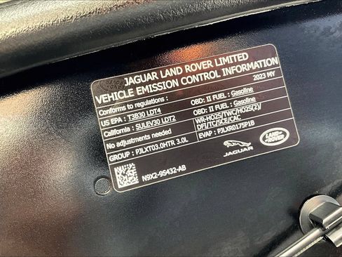 Certified 2023 Land Rover Range Rover SE AWD/4WD image 31