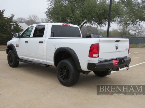 Used 2016 RAM 2500 Tradesman w/ Chrome Appearance Group image 3
