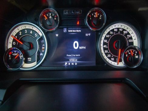 Used 2016 RAM 1500 Laramie w/ Convenience Group image 22