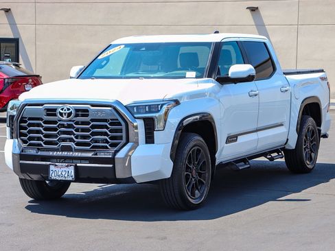 Used 2024 Toyota Tundra Platinum w/ TRD Off-Road Package AWD/4WD image 3