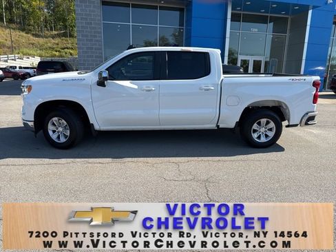 Used 2025 Chevrolet Silverado 1500 LT image 2