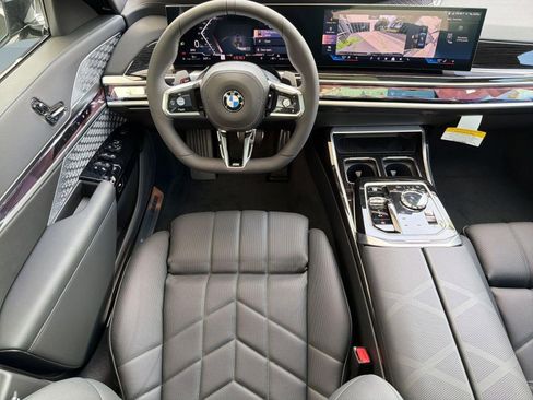 New 2026 BMW 740i xDrive w/ Executive Package AWD/4WD image 27