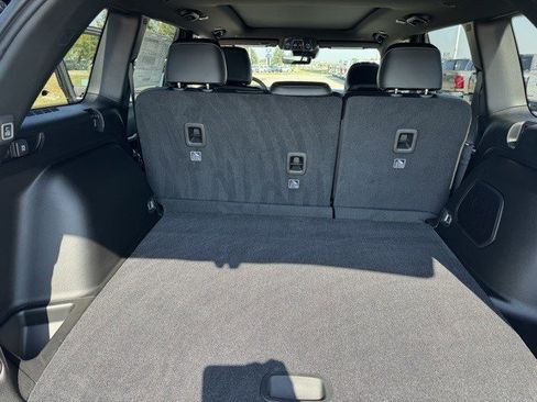 New 2025 Jeep Grand Cherokee Limited image 32