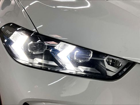 Used 2025 BMW X5 xDrive50e image 30