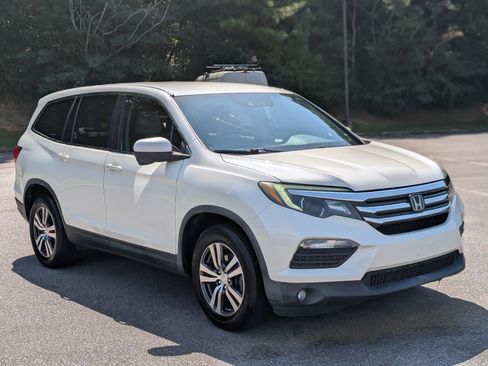 Used 2016 Honda Pilot EX image 11
