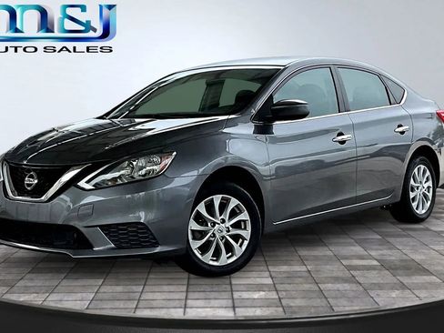 Used 2019 Nissan Sentra SV image 1